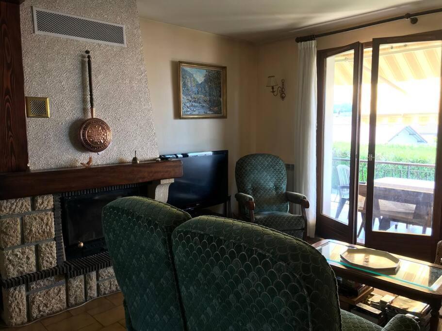Comme Chez Mamie, Maison Entiere 1-6 Personnes Alby-sur-Cheran ภายนอก รูปภาพ